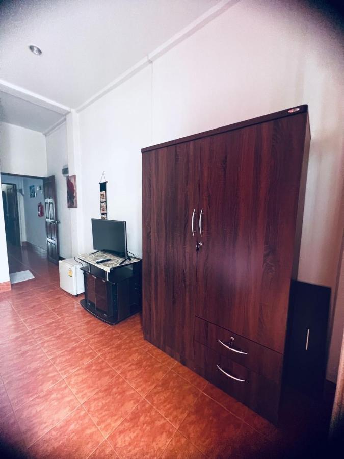 Lucky Banzaan Hotel Patong Eksteriør billede