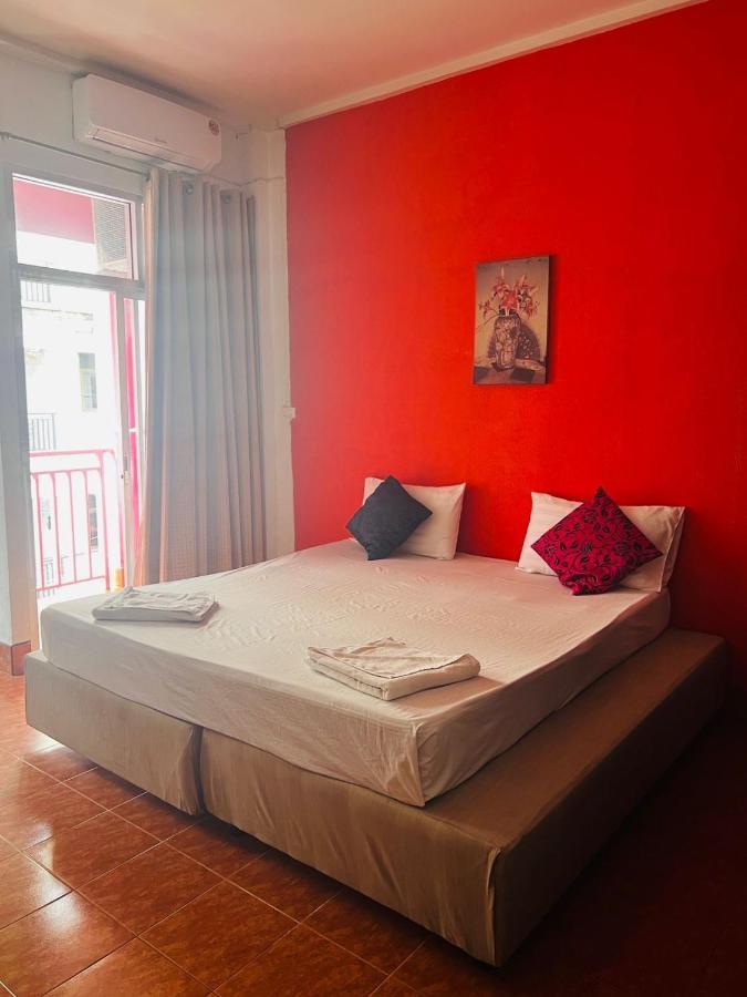 Lucky Banzaan Hotel Patong Eksteriør billede